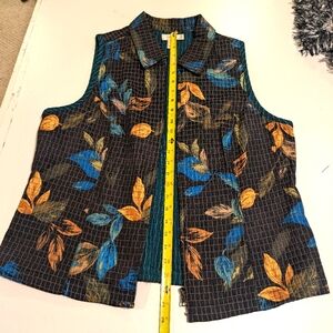 Christopher Banks collared vest